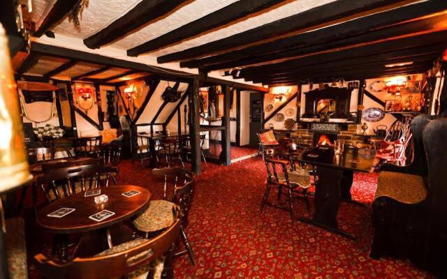 The Cornishman Inn
