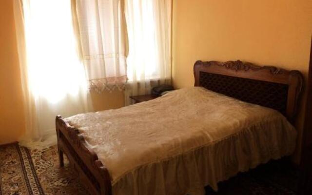 Parisis B&B in Alaverdi