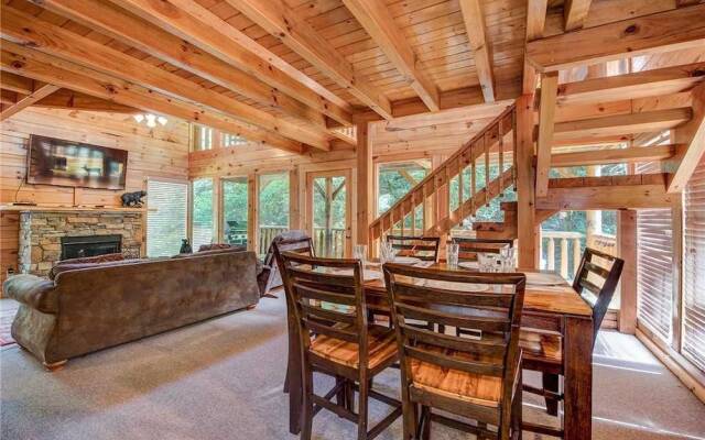Creekside Romance - One Bedroom Cabin