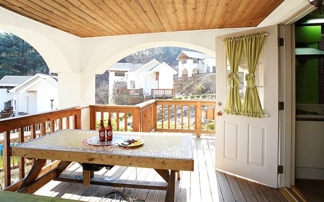 Gapyeong Adonis Pension