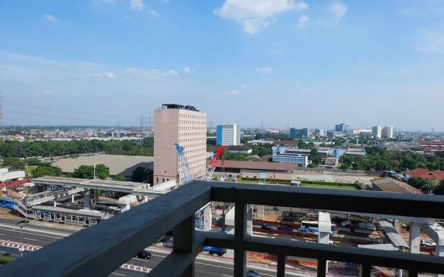 Warm Interior Apartment near MT Haryono and Cawang
