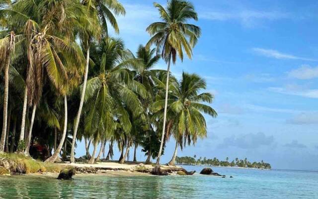 San Blas Private Over-the-Water Cabin