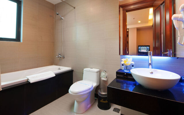 Luxeden Hotel Hanoi