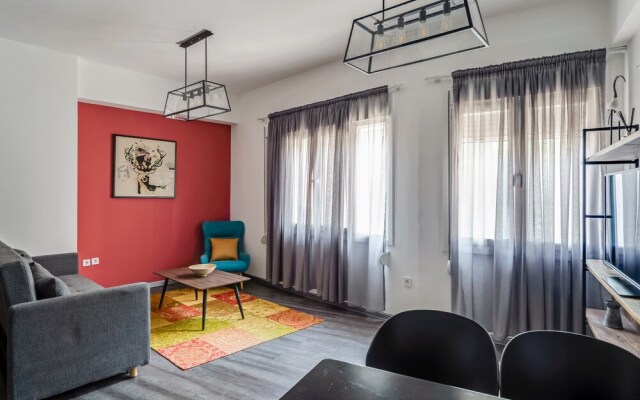 Sanders Center - Lovely Studio Apartment