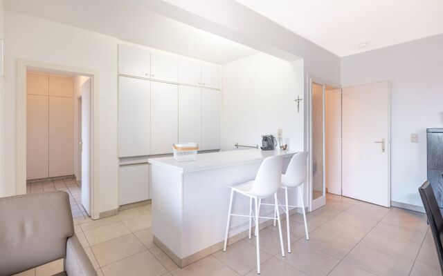 Goudenboom 502 Close to the sea and Center