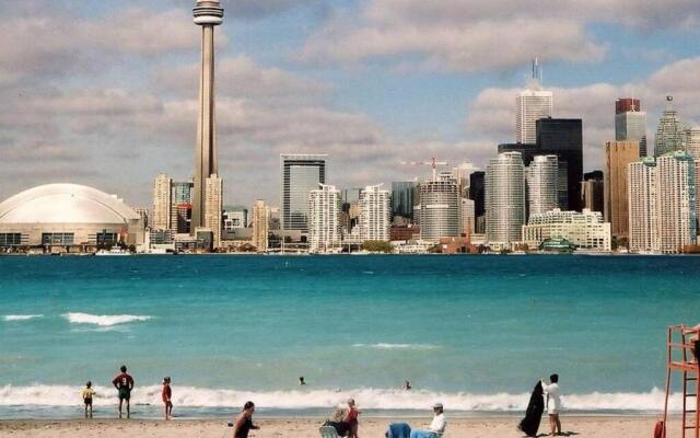 Skyline Suites - Next to MTCC, ACC & CN Tower