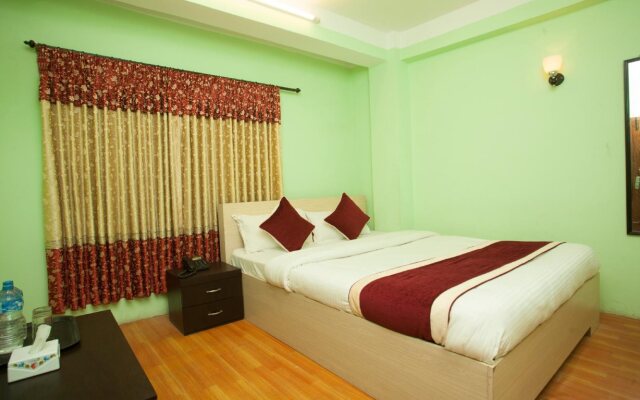 OYO 237 Hotel S Galaxy