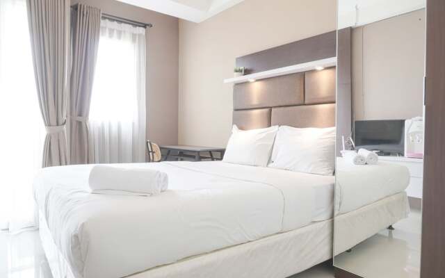 Tidy Studio With Comfortable Design At Signature Park Grande Apartment – Guest Rooms – Jakarta