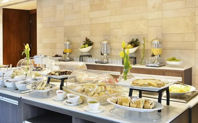 Radisson Blu Plaza El Bosque Santiago