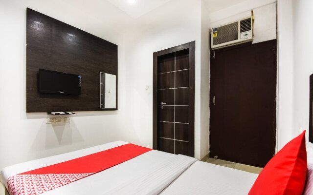 Hotel Raj by OYO Rooms