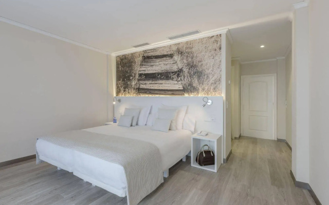 Oliva Nova Beach & Golf Hotel