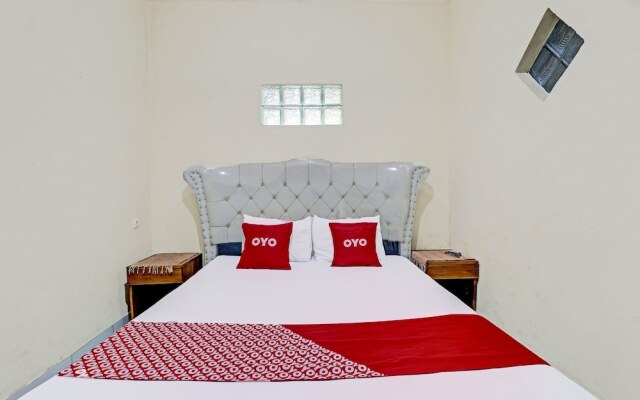OYO Life 91480 Putridapisa Syariah