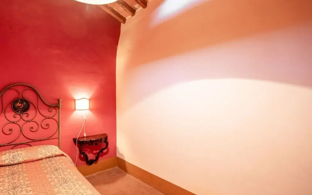 Alluring Apartment in Rapolano Terme with Swimming Pool
