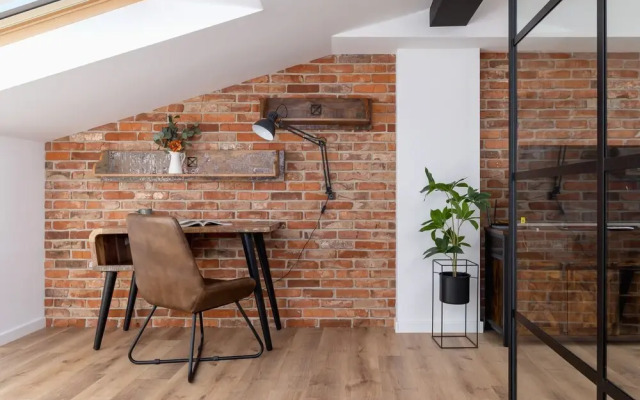 Wawel Castle Studio Dietla by Renters