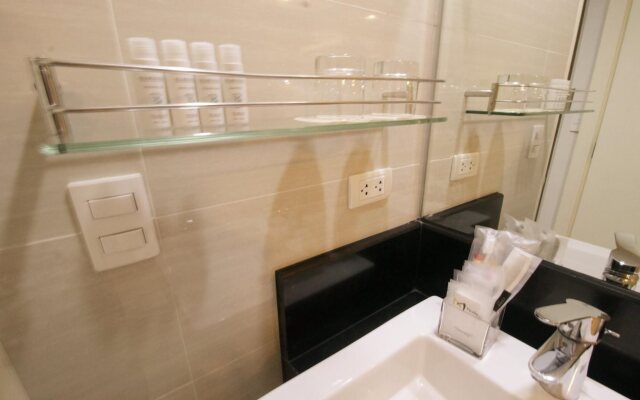 MaxStays Max Style at The Venice Residences