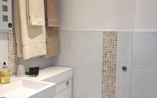 Woodlands Guest House
