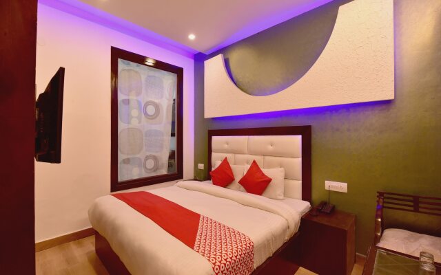 Hotel Whispering River