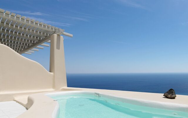 Dome Santorini Resort & Spa