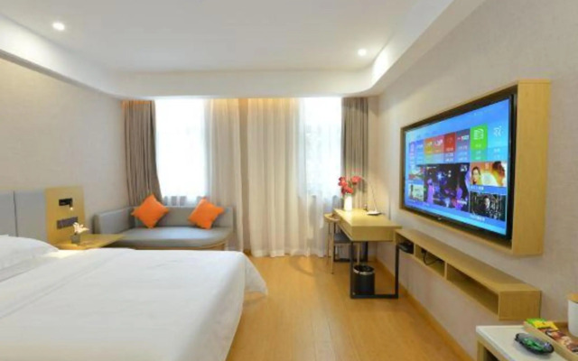 Yougo Hotel (Shanghai Nanxiang Guyi Garden)