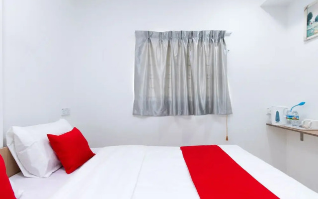 Weng Bee Guest House by OYO Rooms
