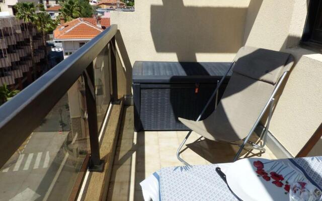 Appartement Le Lavandou, 2 pièces, 4 personnes - FR-1-308-79