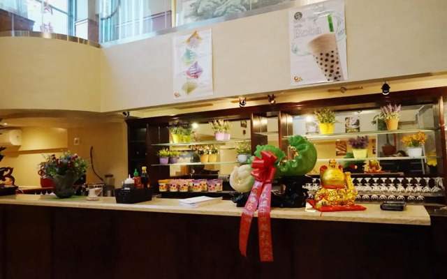 Best Western Queens Court Hotel
