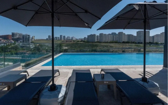 Rusel Park Residence