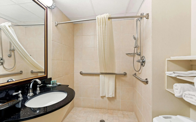 Best Western Riverside Inn
