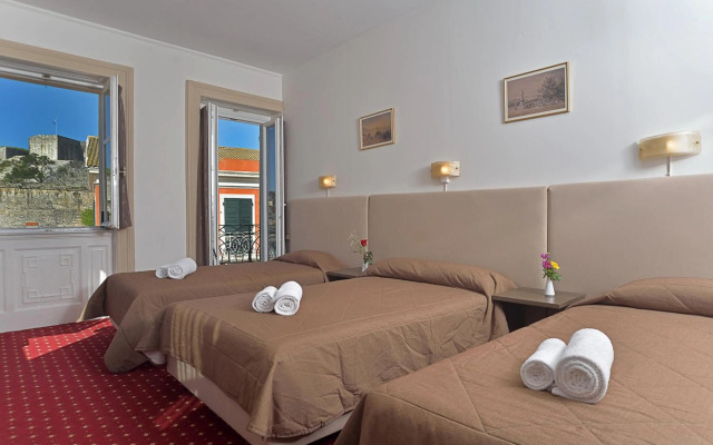 Konstantinoupolis Hotel