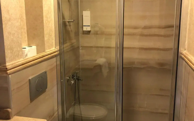 Albatros Premier Hotel 