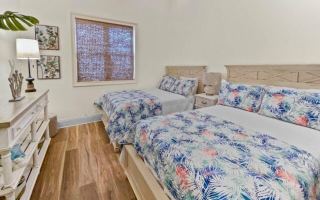 Gulf Paradise by Destin Getaways