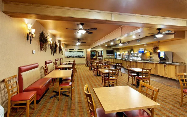 Holiday Inn Express & Suites Kalispell