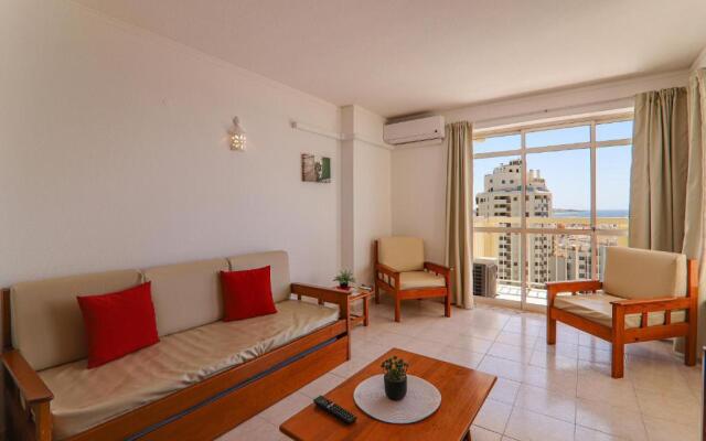 Oura 11ºE - Vista Mar