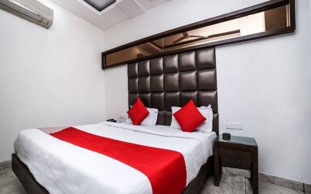 OYO 11150 Hotel JMD Rooms