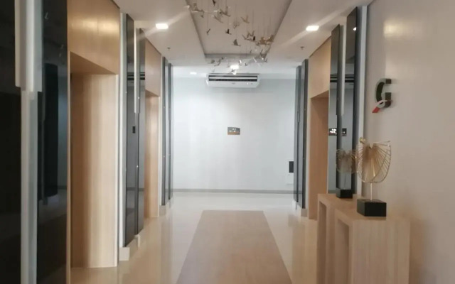SM South Residences, 1 bedroom with balcony.