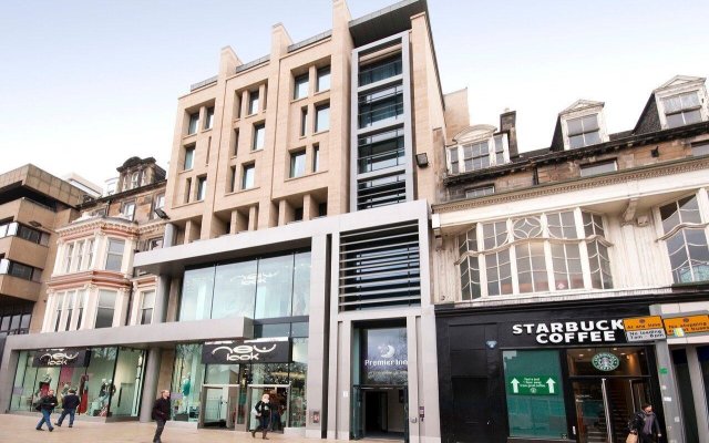 Premier Inn Edinburgh City Centre (Waverley)