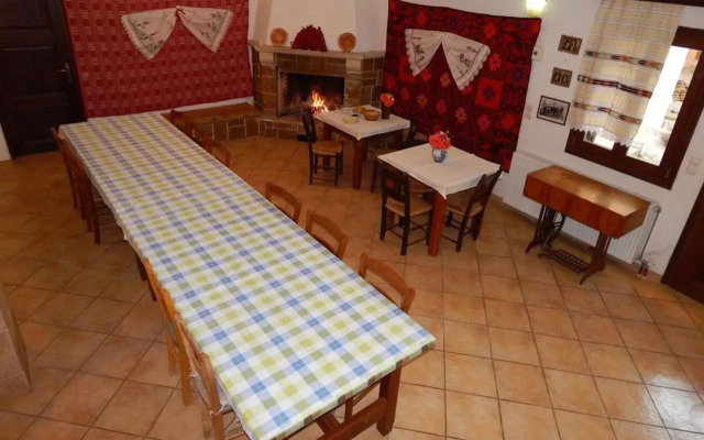 Aristea Hotel