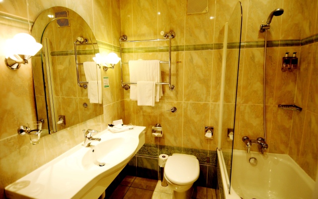 Marygreen Manor Hotel