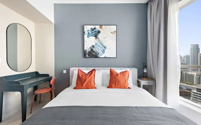 Silkhaus in Bay Central Near Metro