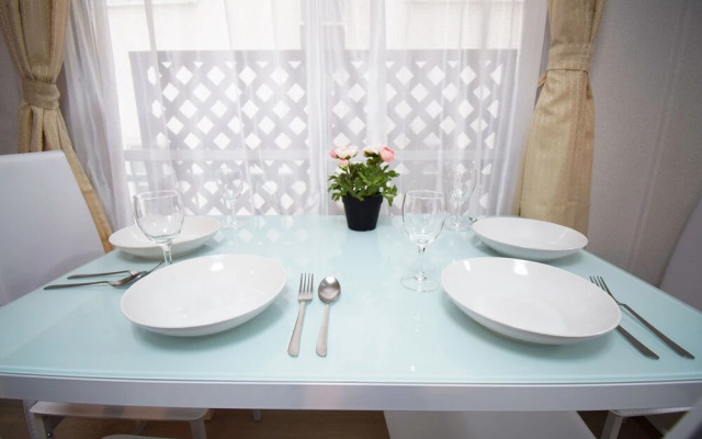 Oval Tokyo Otsuka 201