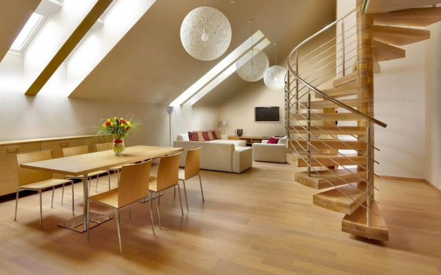 Roset Hotel & Residence