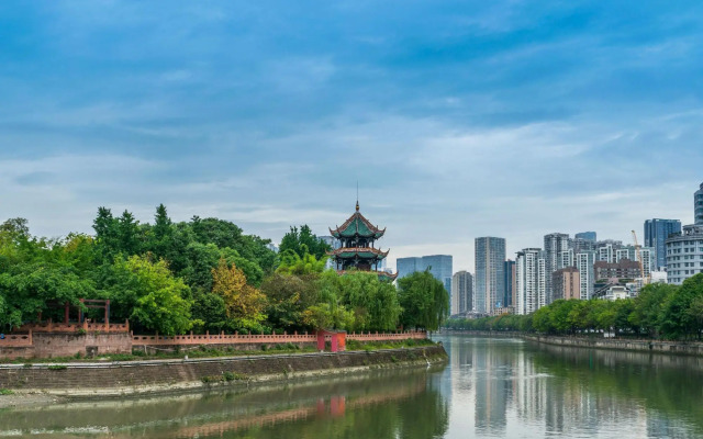 Magnotel Chengdu Taikoo Li Dong Feng Bridge