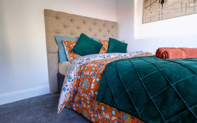 Immaculate 2-bed Apartment in Dartford