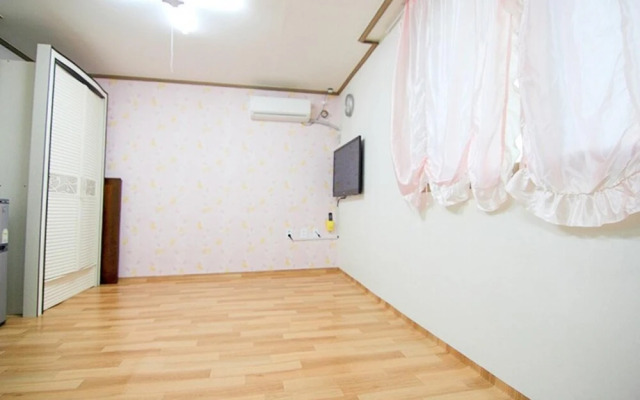 Gapyeong Sannaedeul Pension