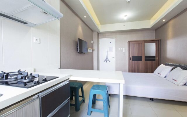 RedDoorz Apartment @ Pegangsaan Kelapa Gading 3