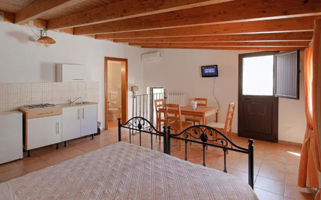 Exedra Holiday House