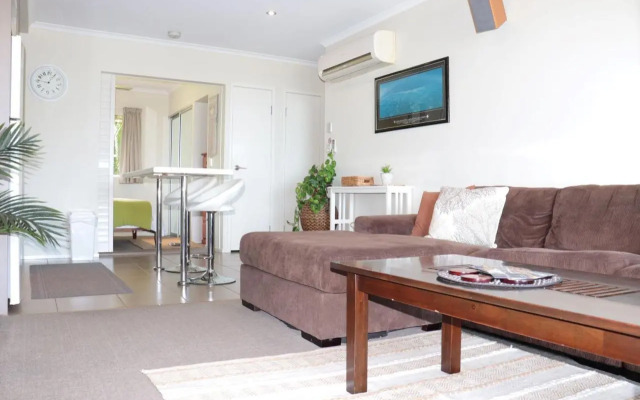 Watersons at Airlie Central Apartments