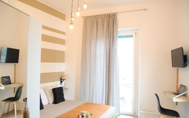 The Corner 180 Suite