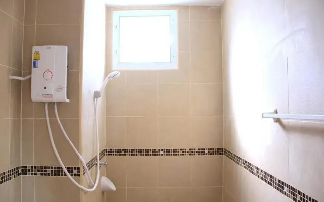 Nida Rooms Suan Dok 88 Flora Hills