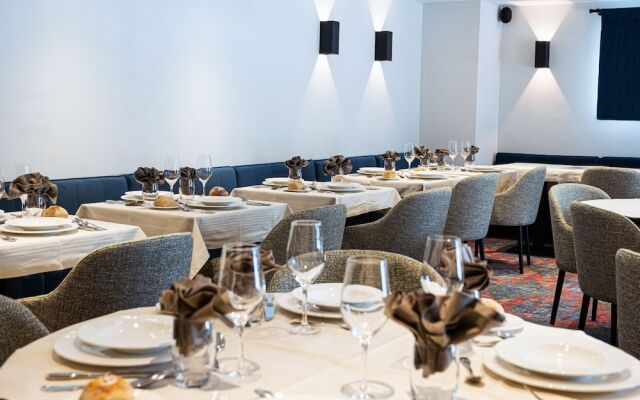 Hotel L'aigle Du Montana By Les Etincell